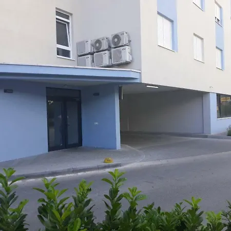 Apartman Lara 2 Apartment