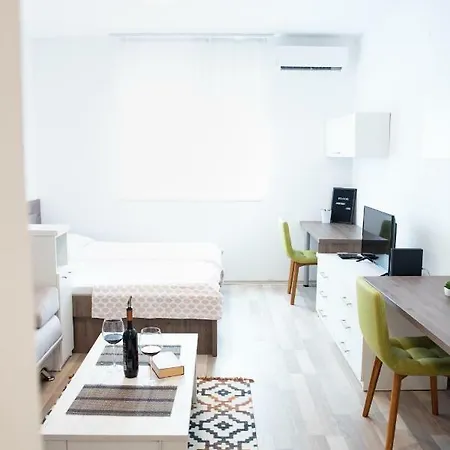 Διαμέρισμα Apartman Lara 2 *